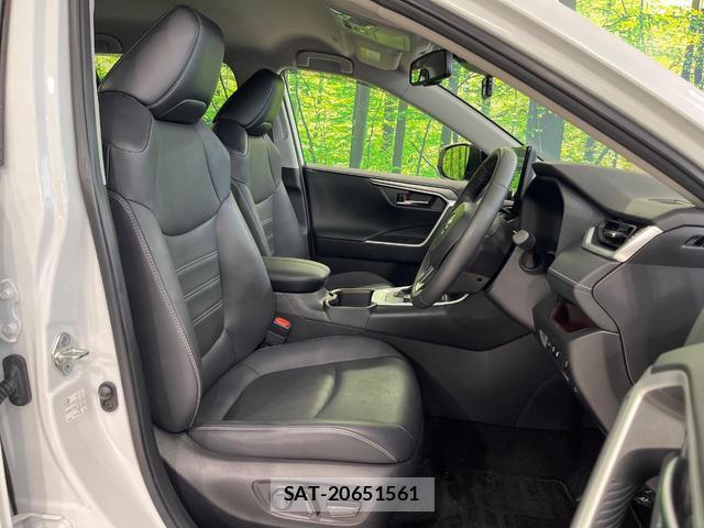 Toyota RAV4 2023-02 8727249-7