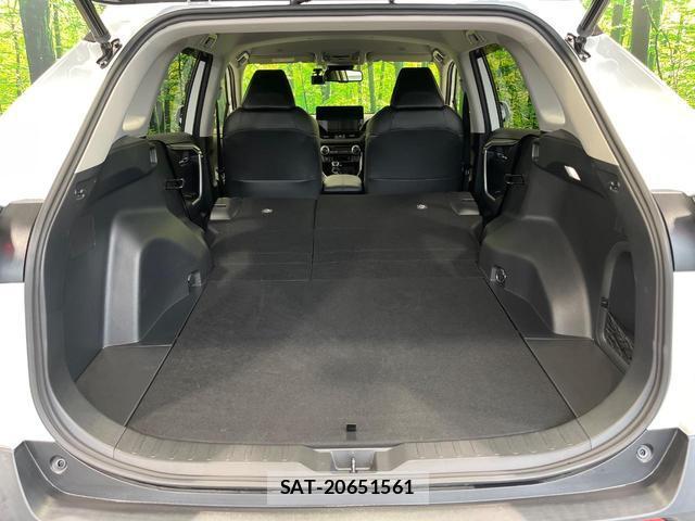 Toyota RAV4 2023-02 8727249-9