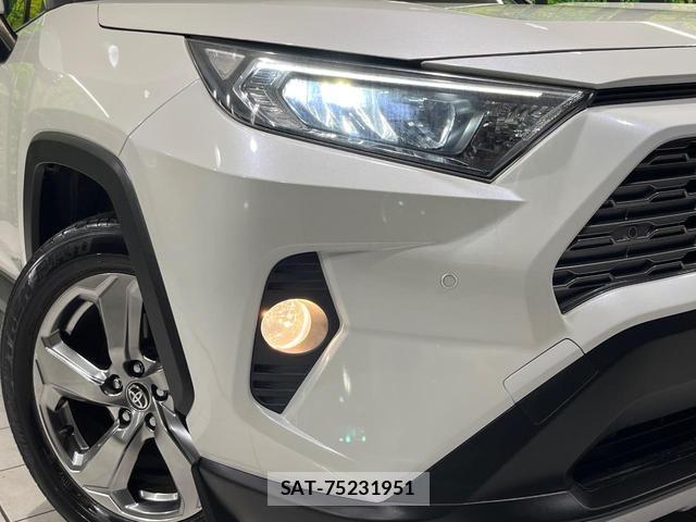 Toyota RAV4 2020-02 8727262-11