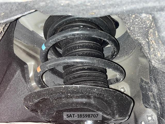 Toyota RAV4 2026-03 8727800-19