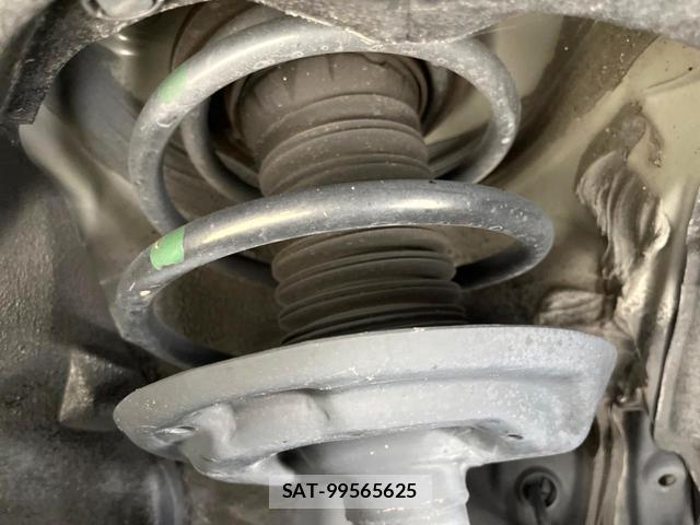 Toyota RAV4 2023-01 8728186-18