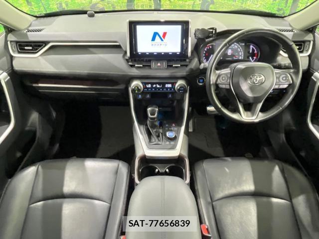 Toyota RAV4 2019-06 8728556-1