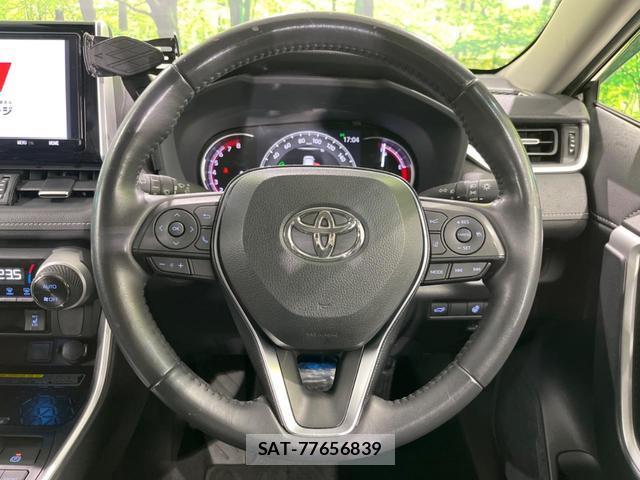 Toyota RAV4 2019-06 8728556-10
