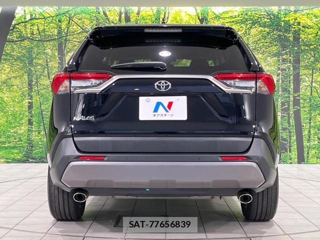 Toyota RAV4 2019-06 8728556-14