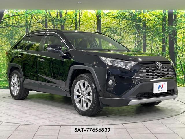 Toyota RAV4 2019-06 8728556-15