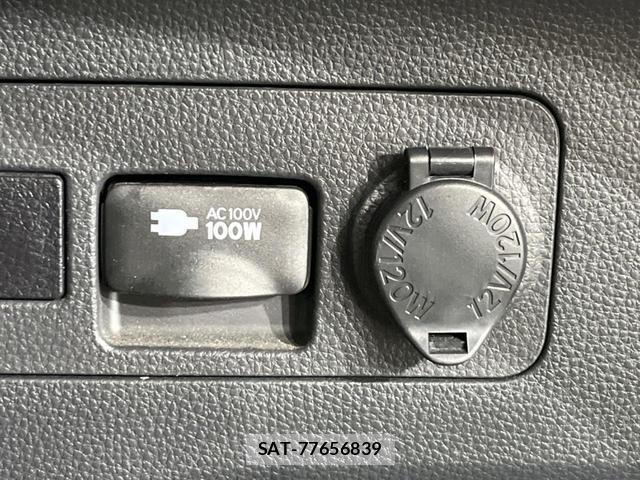 Toyota RAV4 2019-06 8728556-3