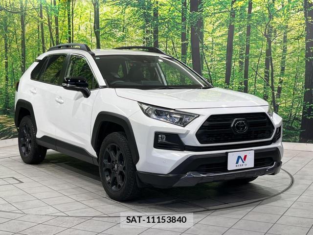 Toyota RAV4 2021-04 8728653-15