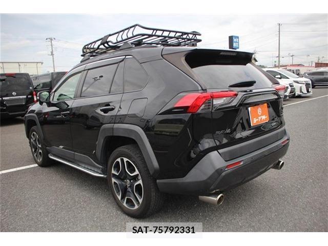 Toyota RAV4 2020-06 8729830-10
