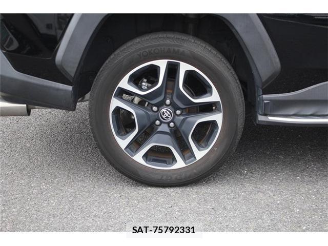 Toyota RAV4 2020-06 8729830-15
