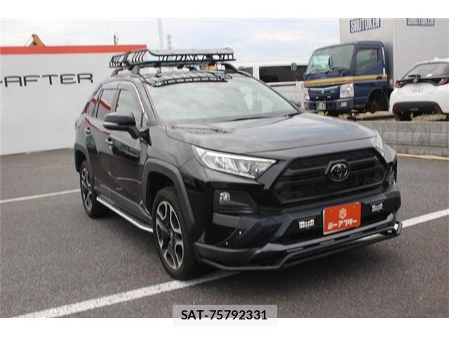 Toyota RAV4 2020-06 8729830-6