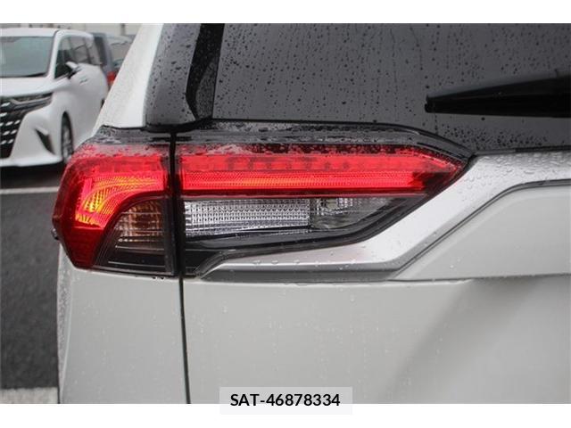 Toyota RAV4 2020-03 8729837-14