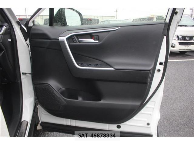 Toyota RAV4 2020-03 8729837-16