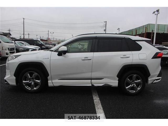 Toyota RAV4 2020-03 8729837-7