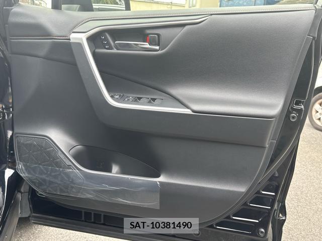 Toyota RAV4 2022-08 8729880-18