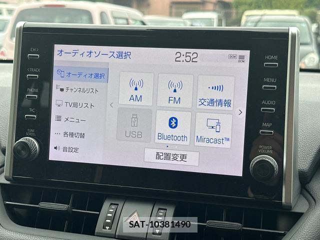 Toyota RAV4 2022-08 8729880-2