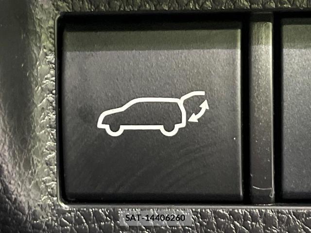 Toyota RAV4 2020-01 8730244-6