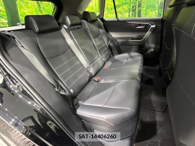 Toyota RAV4 2020-01 8730244-8