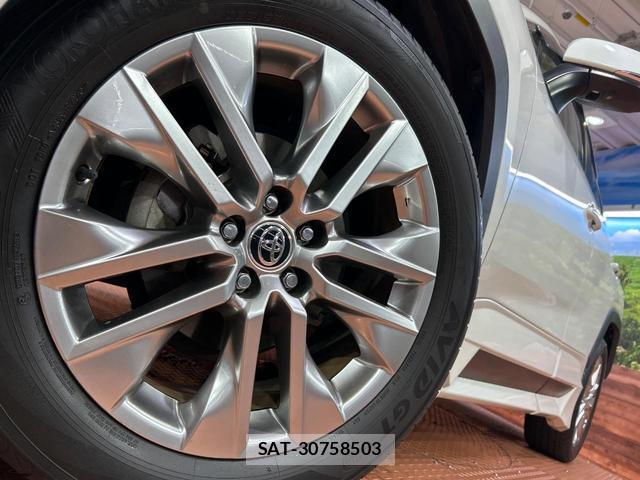 Toyota RAV4 2021-01 8730254-12