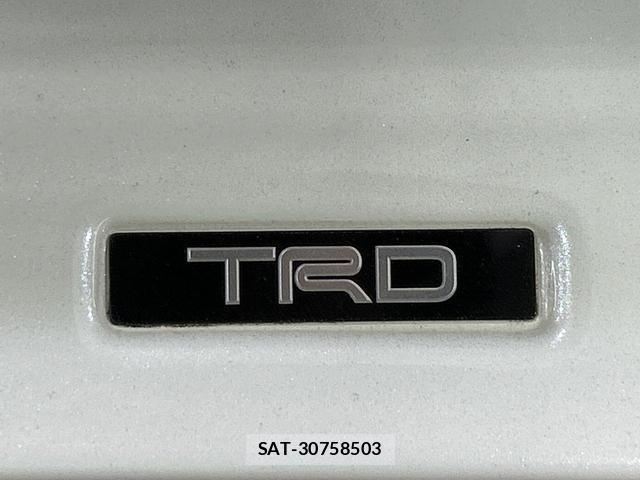 Toyota RAV4 2021-01 8730254-2