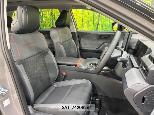 Toyota RAV4 2026-08 8730370-7