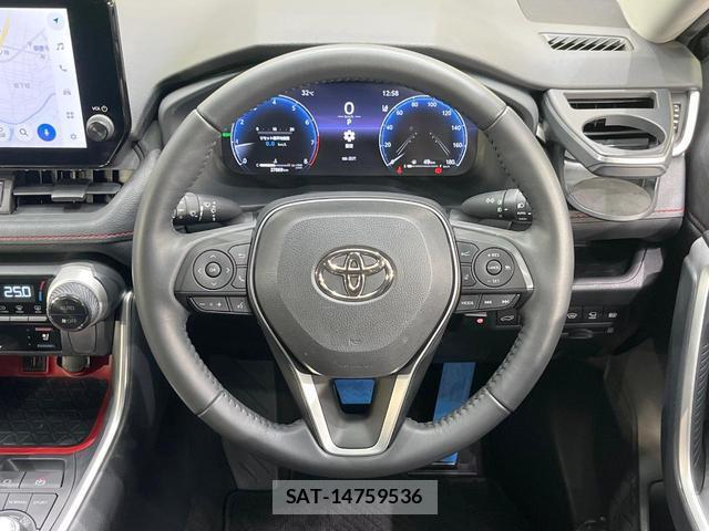 Toyota RAV4 2023-01 8730380-10