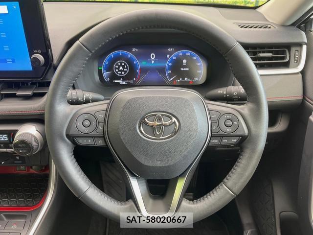 Toyota RAV4 2023-03 8730878-10