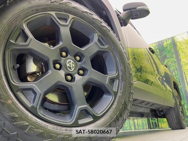 Toyota RAV4 2023-03 8730878-12