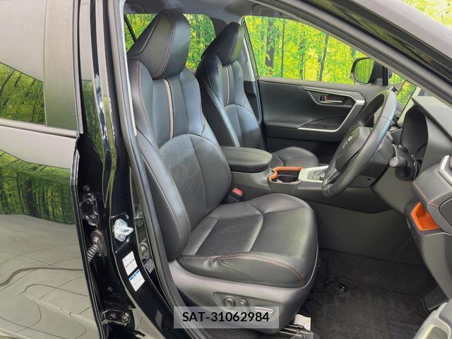 Toyota RAV4 2019-12 8730889-7