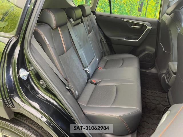 Toyota RAV4 2019-12 8730889-8