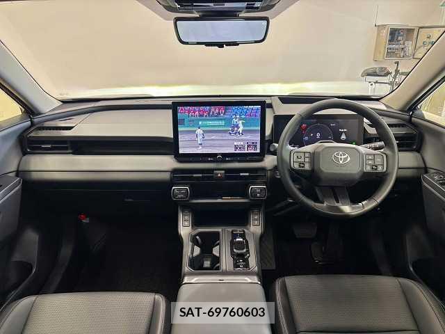 Toyota RAV4 2026-05 8731384-1