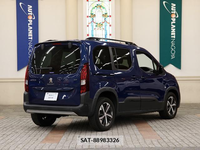 Peugeot Rifter 2021-07 8731083-1