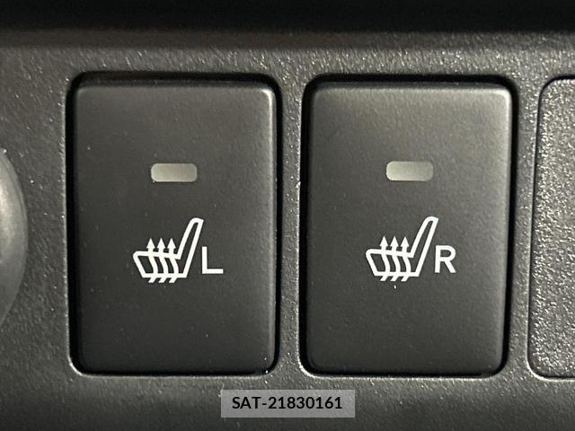 Toyota ROOMY 2025-10 8726693-7