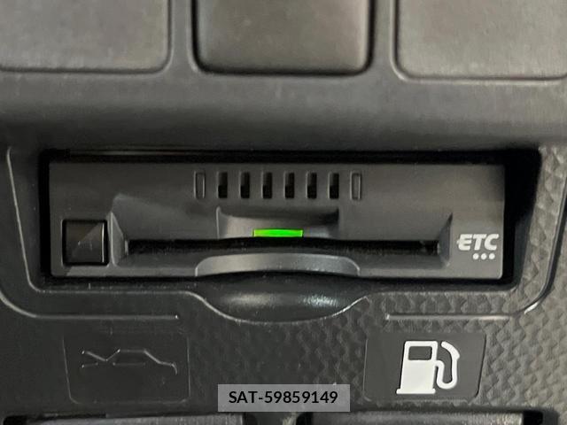 Toyota ROOMY 2023-03 8726819-6