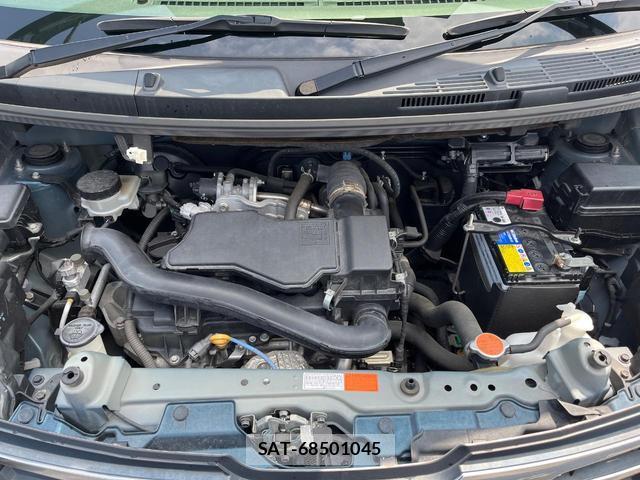 Toyota ROOMY 2018-05 8727118-17