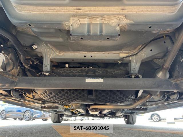 Toyota ROOMY 2018-05 8727118-18