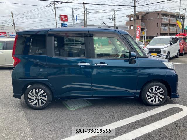 Toyota ROOMY 2017-07 8728471-3