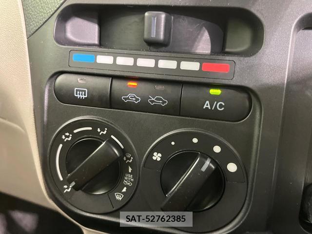 Nissan ROOX 2012-02 8725778-4