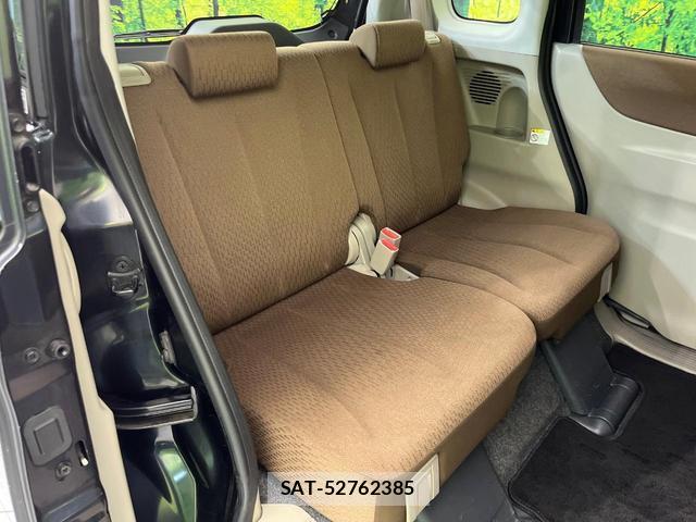 Nissan ROOX 2012-02 8725778-8