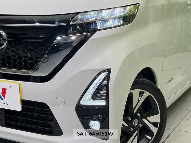 Nissan ROOX 2022-03 8725815-11