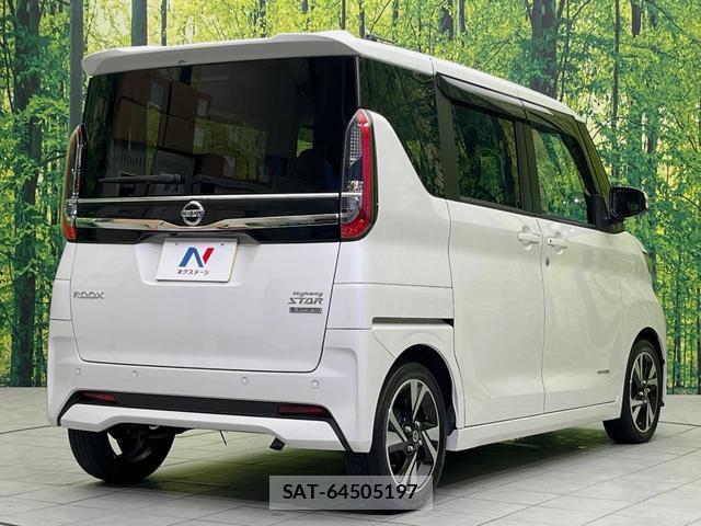 Nissan ROOX 2022-03 8725815-16