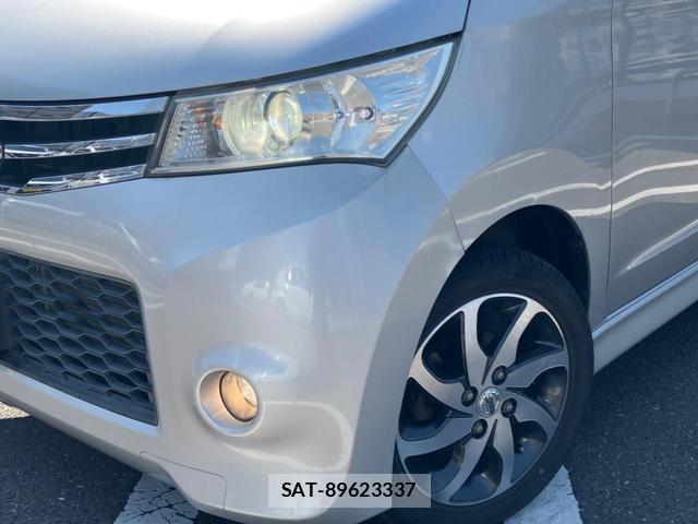 Nissan ROOX 2010-05 8726783-11