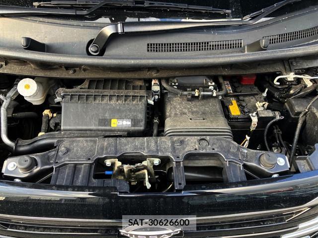 Nissan ROOX 2023-10 8727017-17
