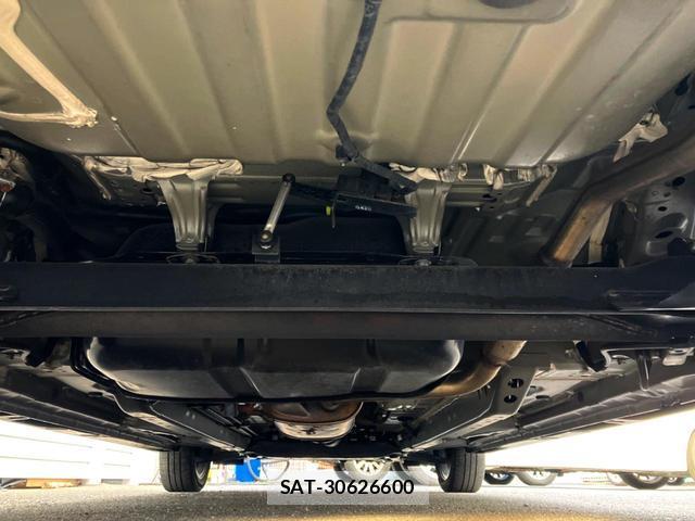 Nissan ROOX 2023-10 8727017-18