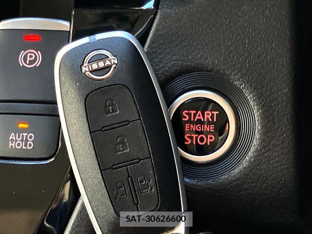 Nissan ROOX 2023-10 8727017-8