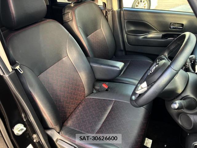 Nissan ROOX 2023-10 8727017-9