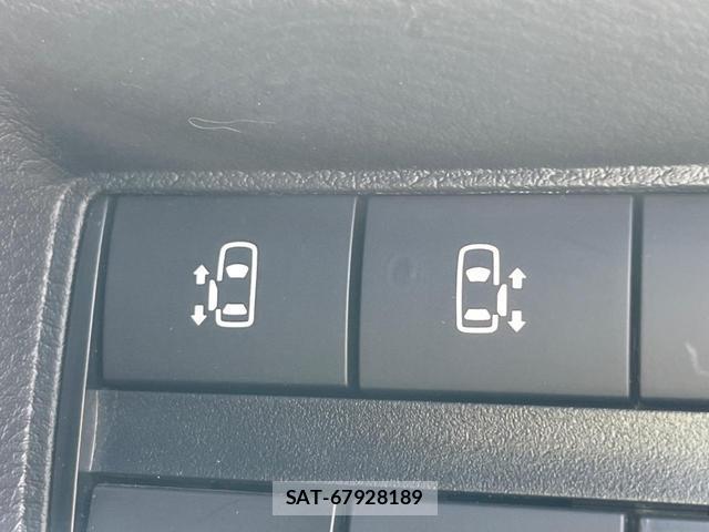 Nissan ROOX 2023-01 8727025-9