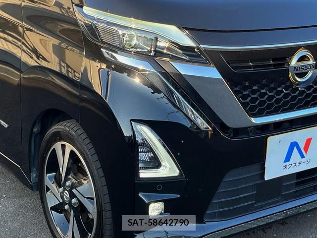 Nissan ROOX 2020-10 8727078-11