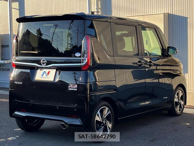 Nissan ROOX 2020-10 8727078-16