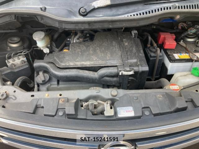 Nissan ROOX 2010-05 8727501-8