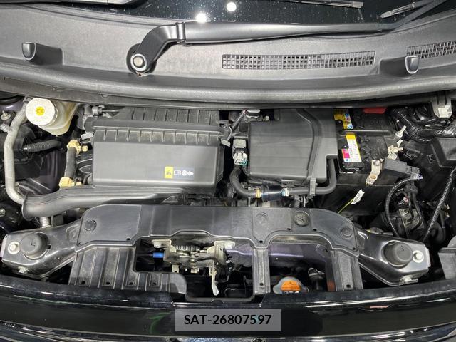 Nissan ROOX 2022-10 8727802-17